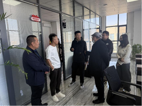 1763109751239019061.png auto